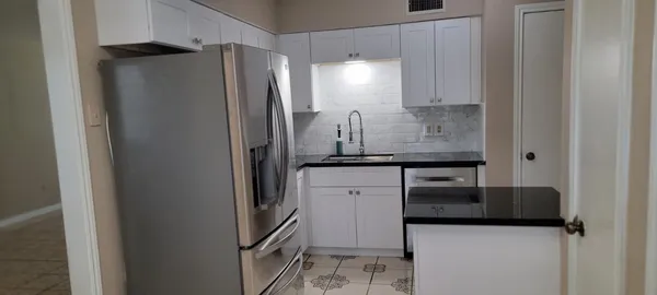 $1,800 | 5510 Deep Forest Drive, Houston, TX 77092