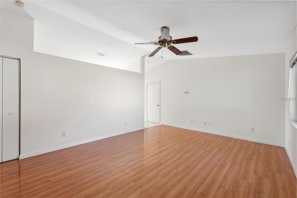 9853 Southwest 59th Circle Ocala, FL 34476 - Photo 2 of 17