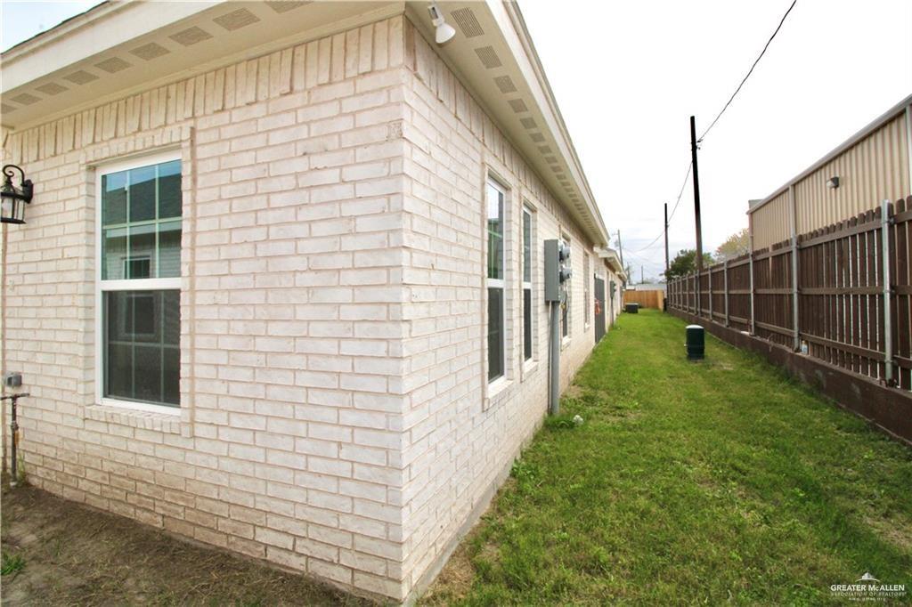 1610 Hooper Street, Unit 10 San Juan, TX 78589 - Photo 13 of 14 a view of backyard of house