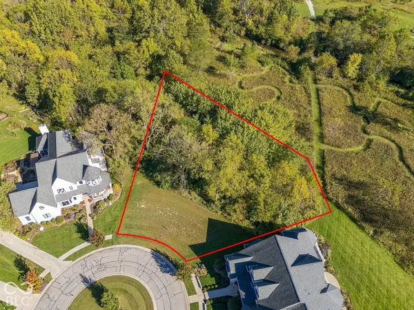 $259,900 | 6483 West Deerfield Court, Zionsville, IN 46077