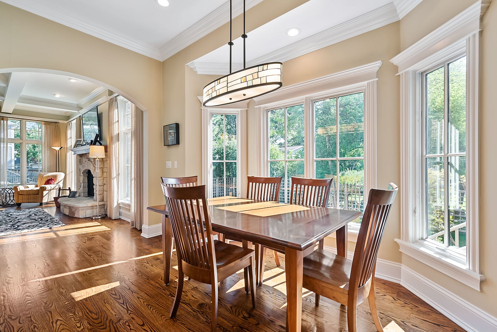 1115 Warrington Road Deerfield, IL 60015 - Photo 10 of 39 Gallery Image 10