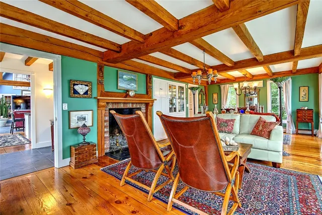 $2,995,000 | 75 Macomber Lane, Portsmouth, RI 02871