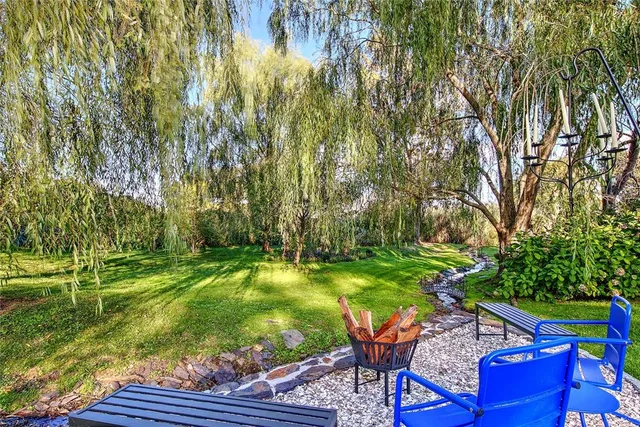 $2,995,000 | 75 Macomber Lane, Portsmouth, RI 02871