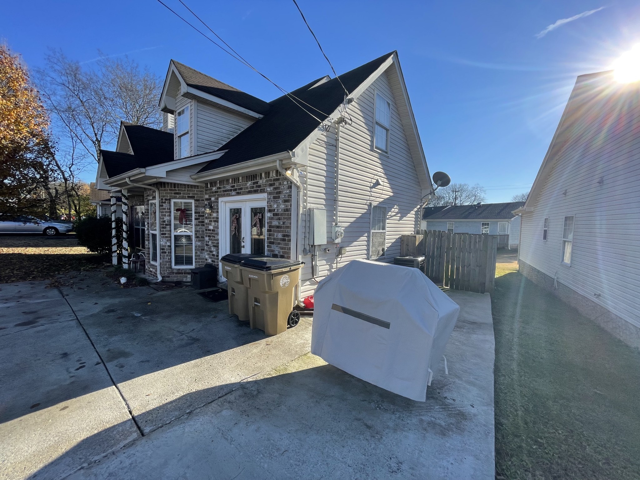512 Rothwood Avenue Madison, TN 37115 - Photo 3 of 27 a view of a terrace with sitting area
