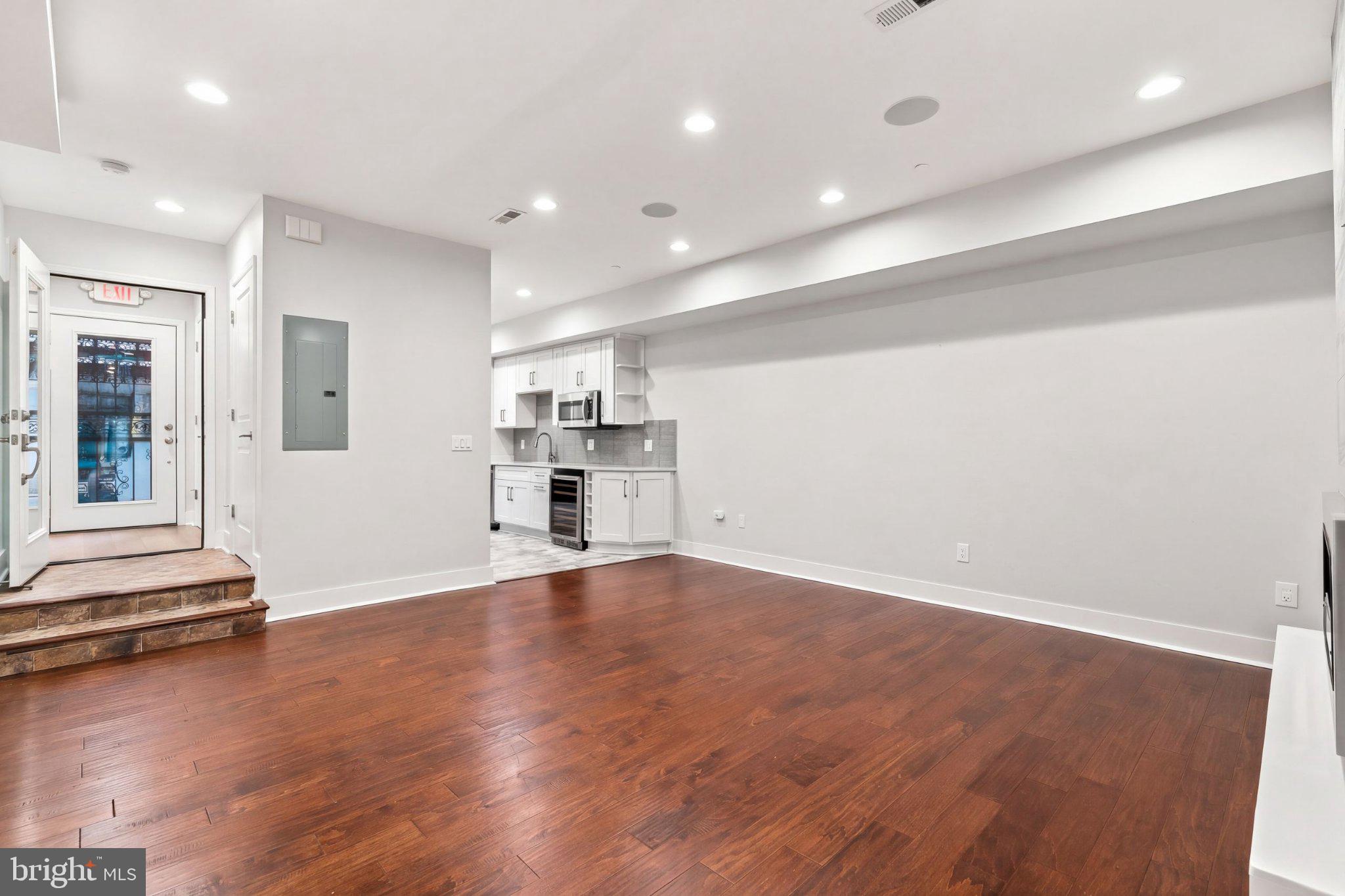1126 5th Street Northwest Washington, DC 20001 - Photo 8 of 17 Gallery Image 8