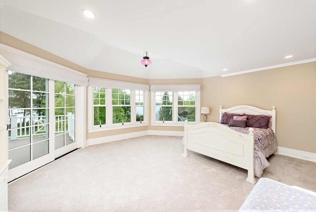 1 Old Farm Road Berkley, MA 02779 - Photo 30 of 42