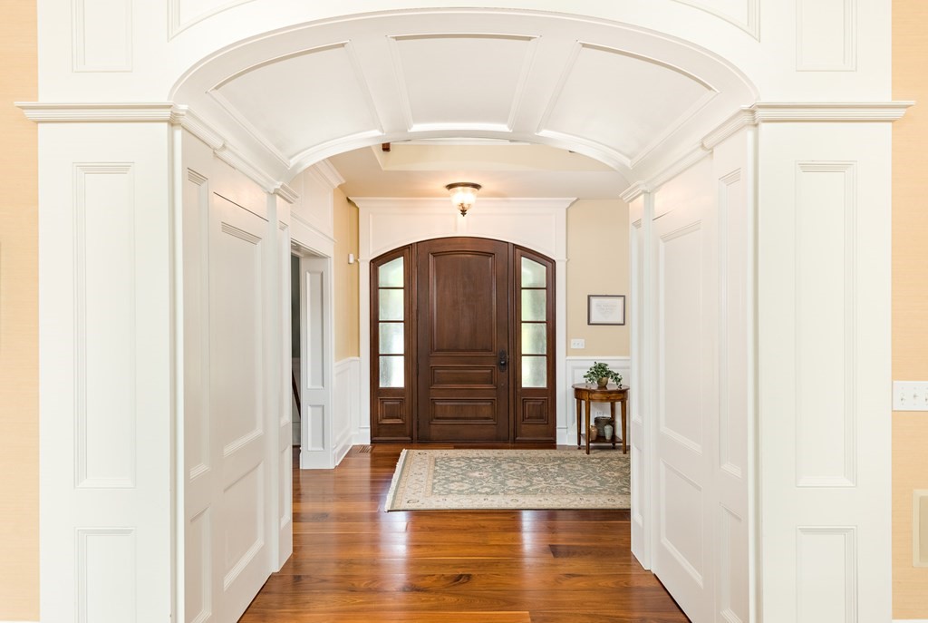 1 Old Farm Road Berkley, MA 02779 - Photo 7 of 42