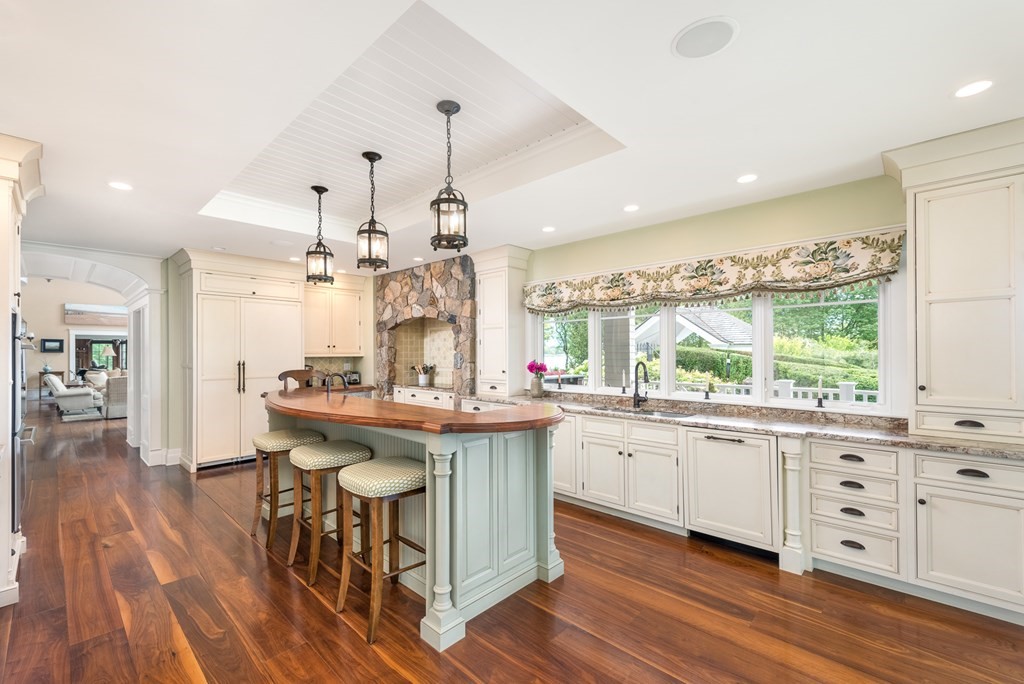 1 Old Farm Road Berkley, MA 02779 - Photo 10 of 42