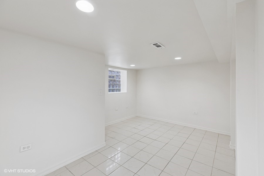 26 West 114th Street Chicago, IL 60628 - Photo 27 of 29