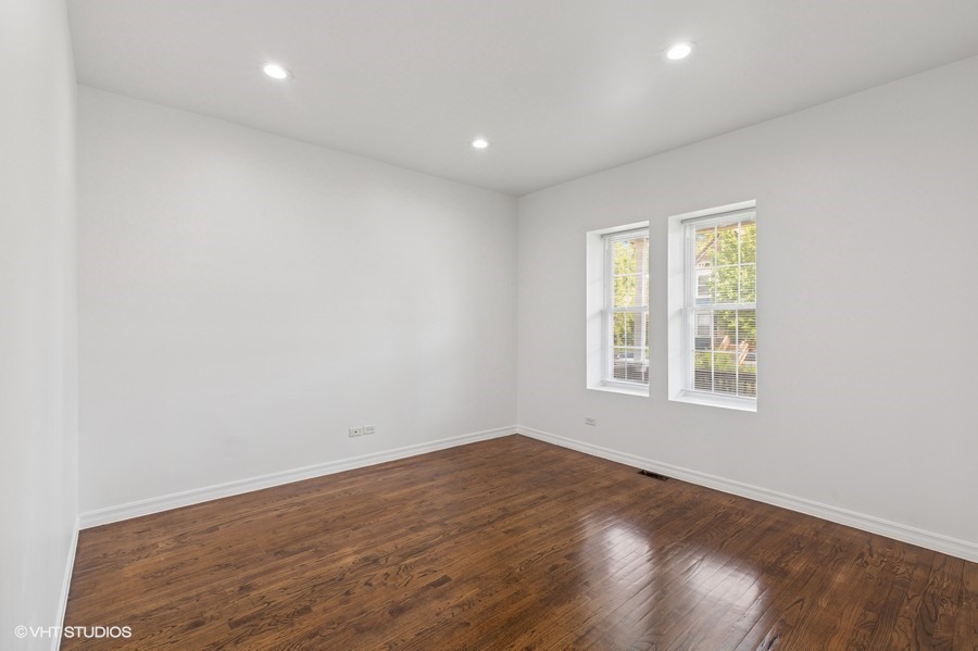 26 West 114th Street Chicago, IL 60628 - Photo 4 of 29