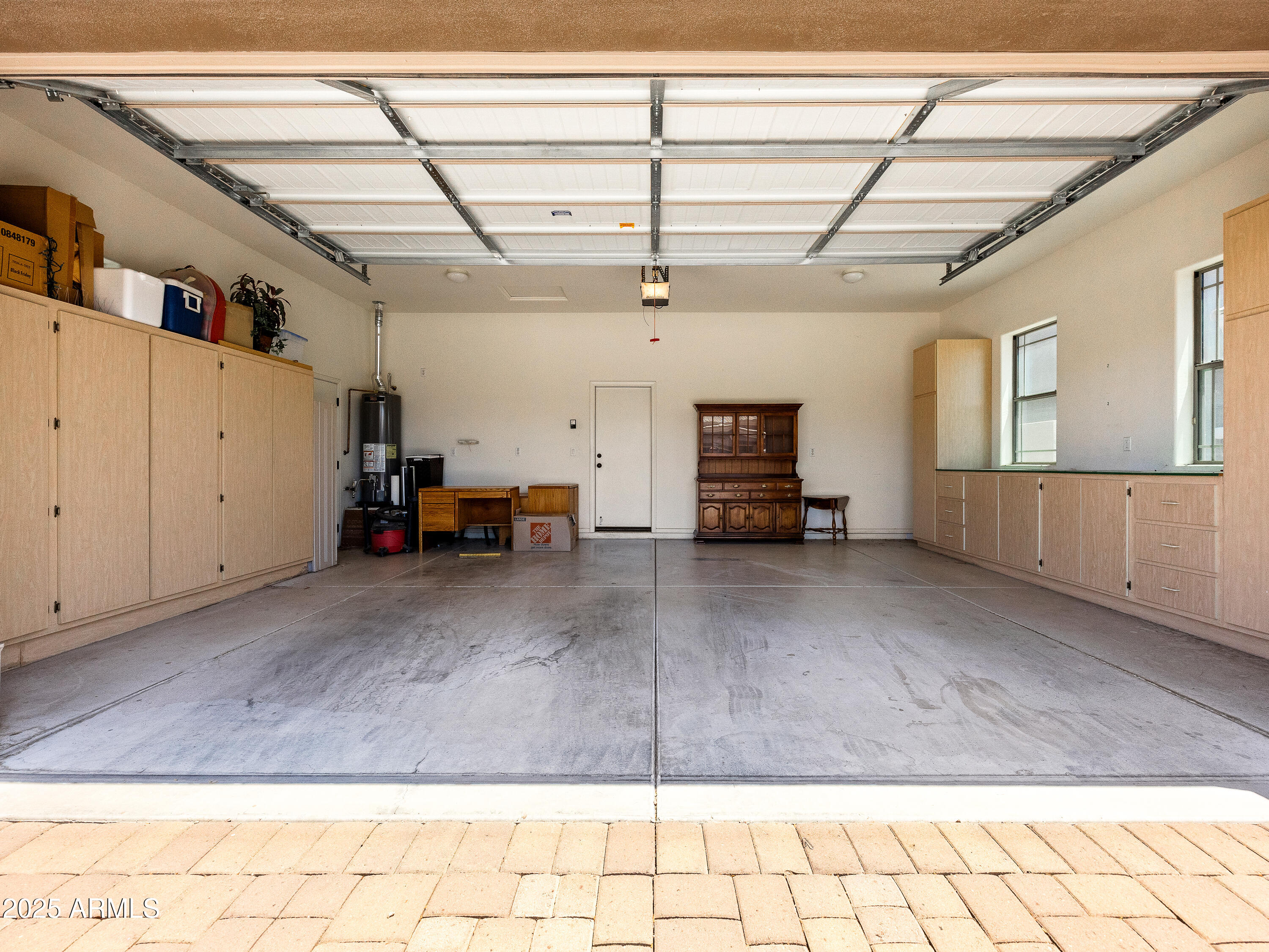 6202 East McKellips Road, Unit 83 Mesa, AZ 85215 - Photo 4 of 54 a living room with furniture
