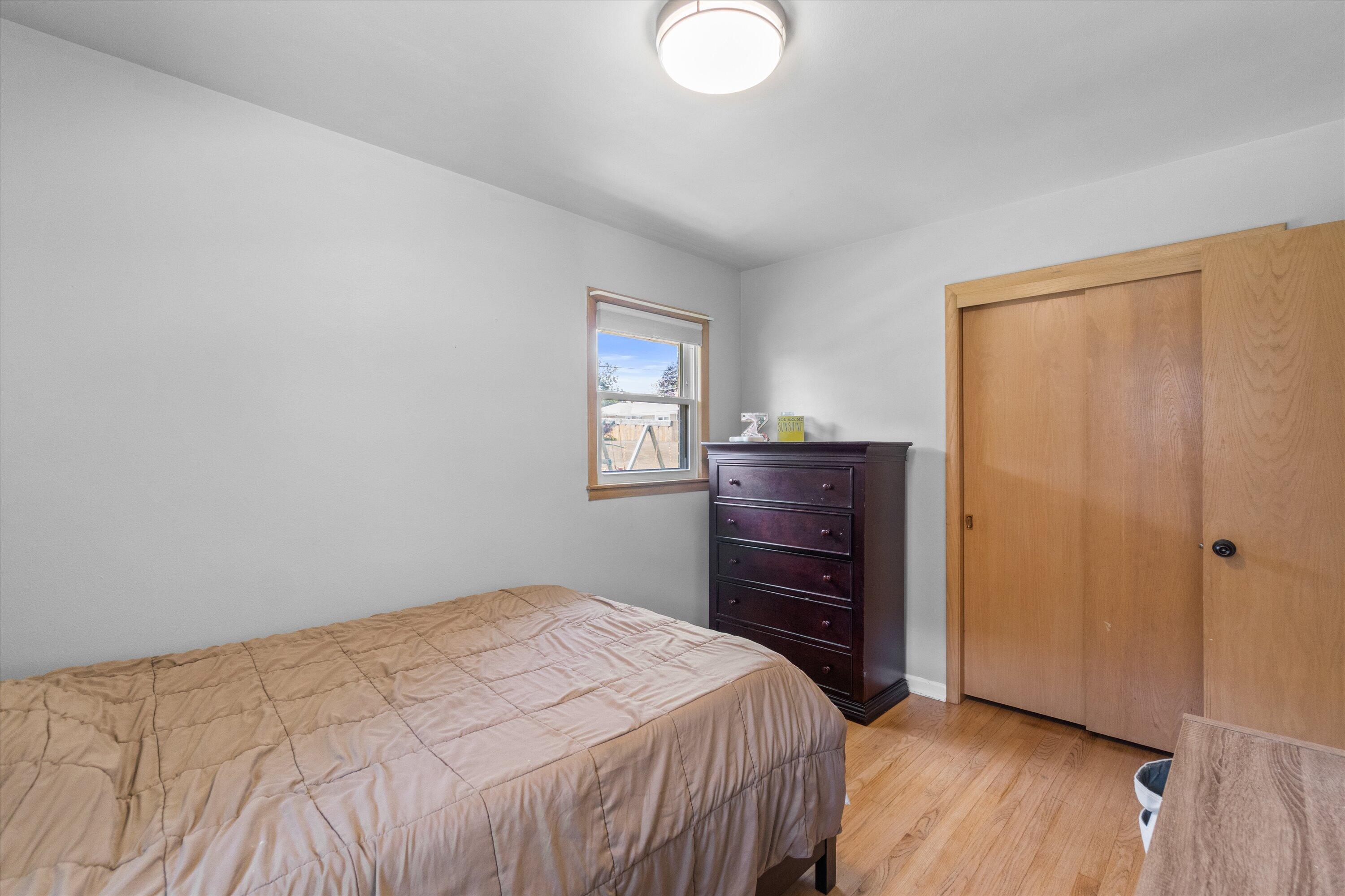 3225 South 80th Street Milwaukee, WI 53219 - Photo 13 of 29 Bedroom 2