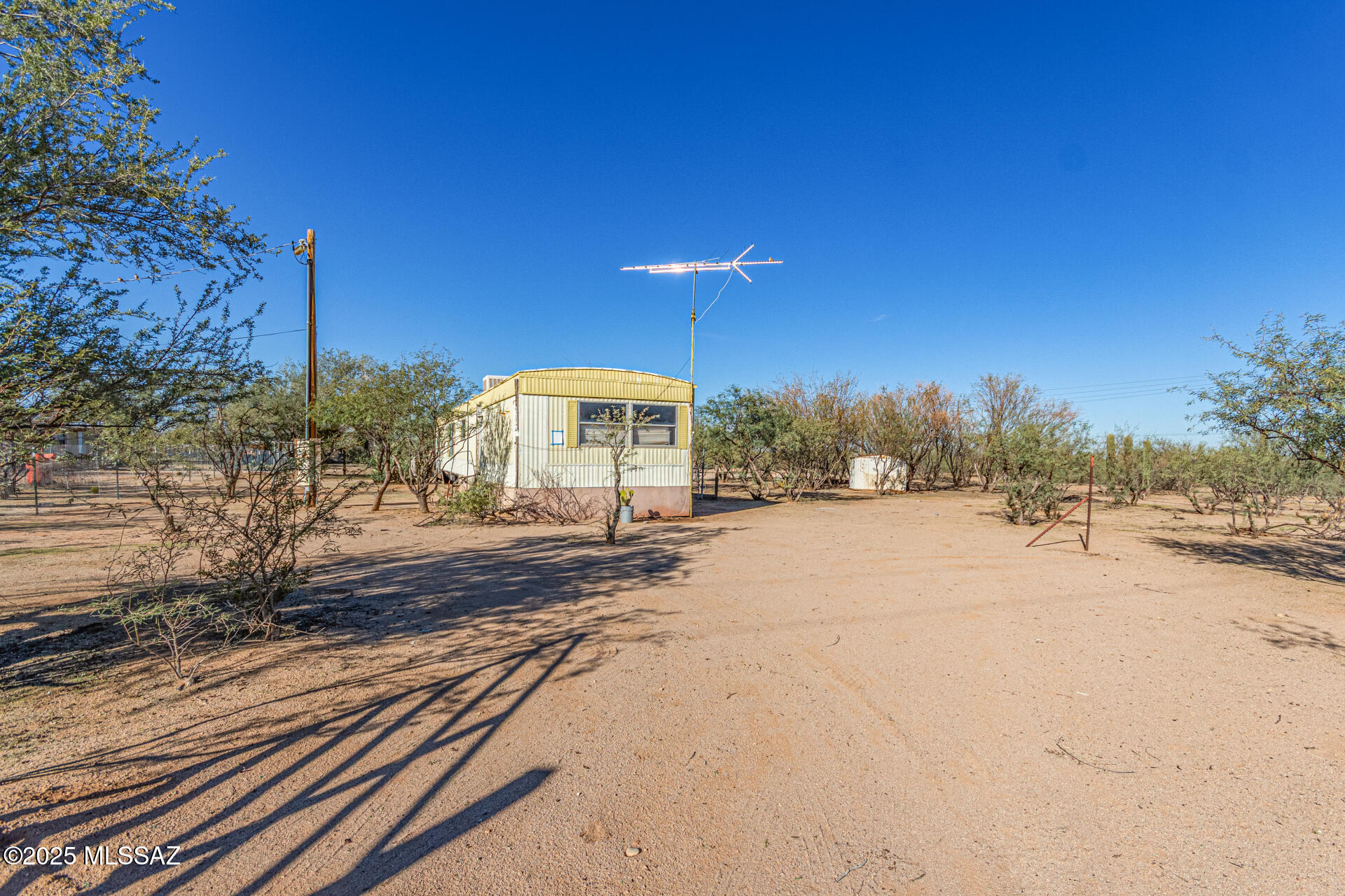 5951 North Chaparral Road Tucson, AZ 85743 - Photo 4 of 22 03-Chaparral