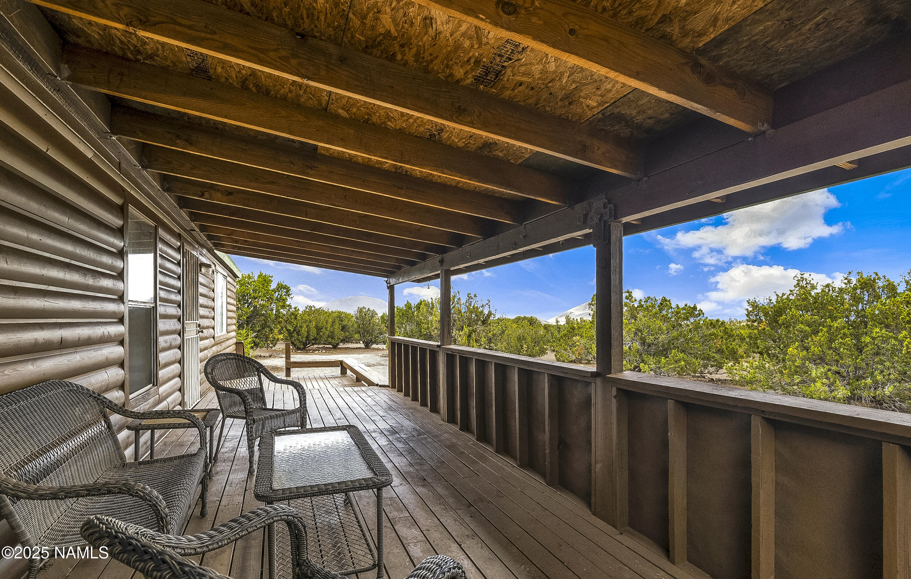 14412 Leupp Road Flagstaff, AZ 86004 - Photo 20 of 27 14412 Covered deck