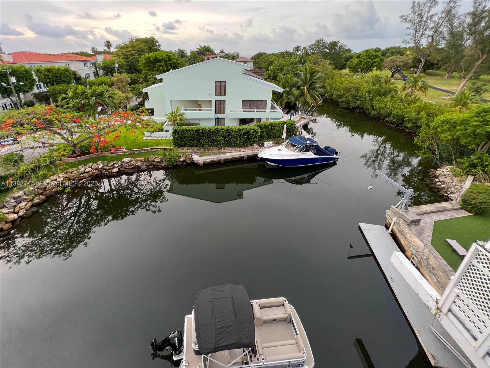 3510 Rockerman Road Miami, FL 33133 - Photo 4 of 43