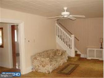 123 Manor Road Hatboro, PA 19040 - Photo 3 of 12 Gallery Image 3