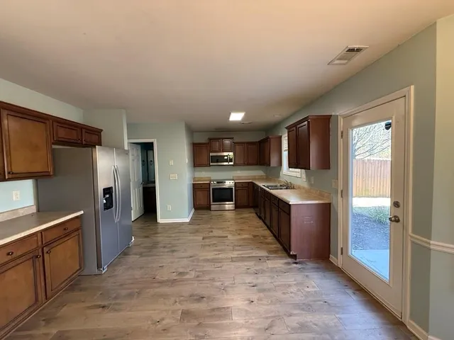 $2,300 | 1326 Castleberry Drive, Buford, GA 30518