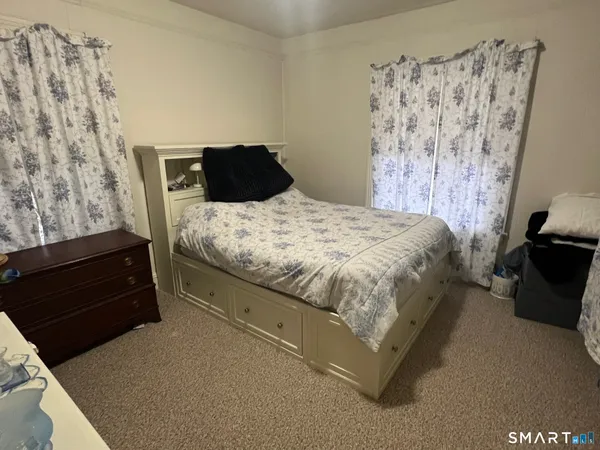 $495,000 | 13 Moss Street, Stonington, CT 06379