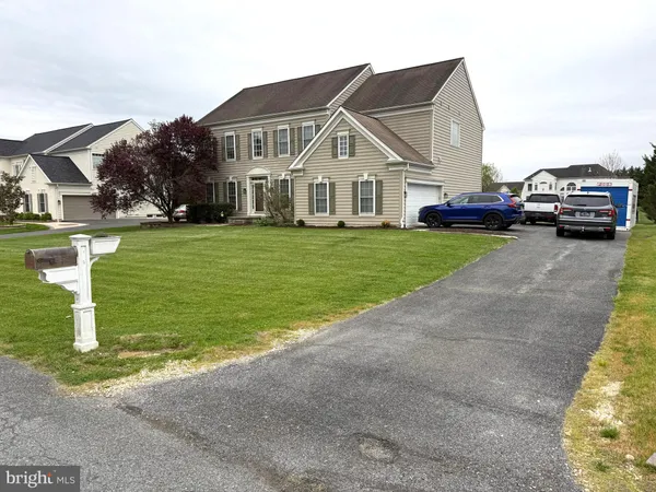 $835,000 | 74 Hempstead Drive, Newark, DE 19702