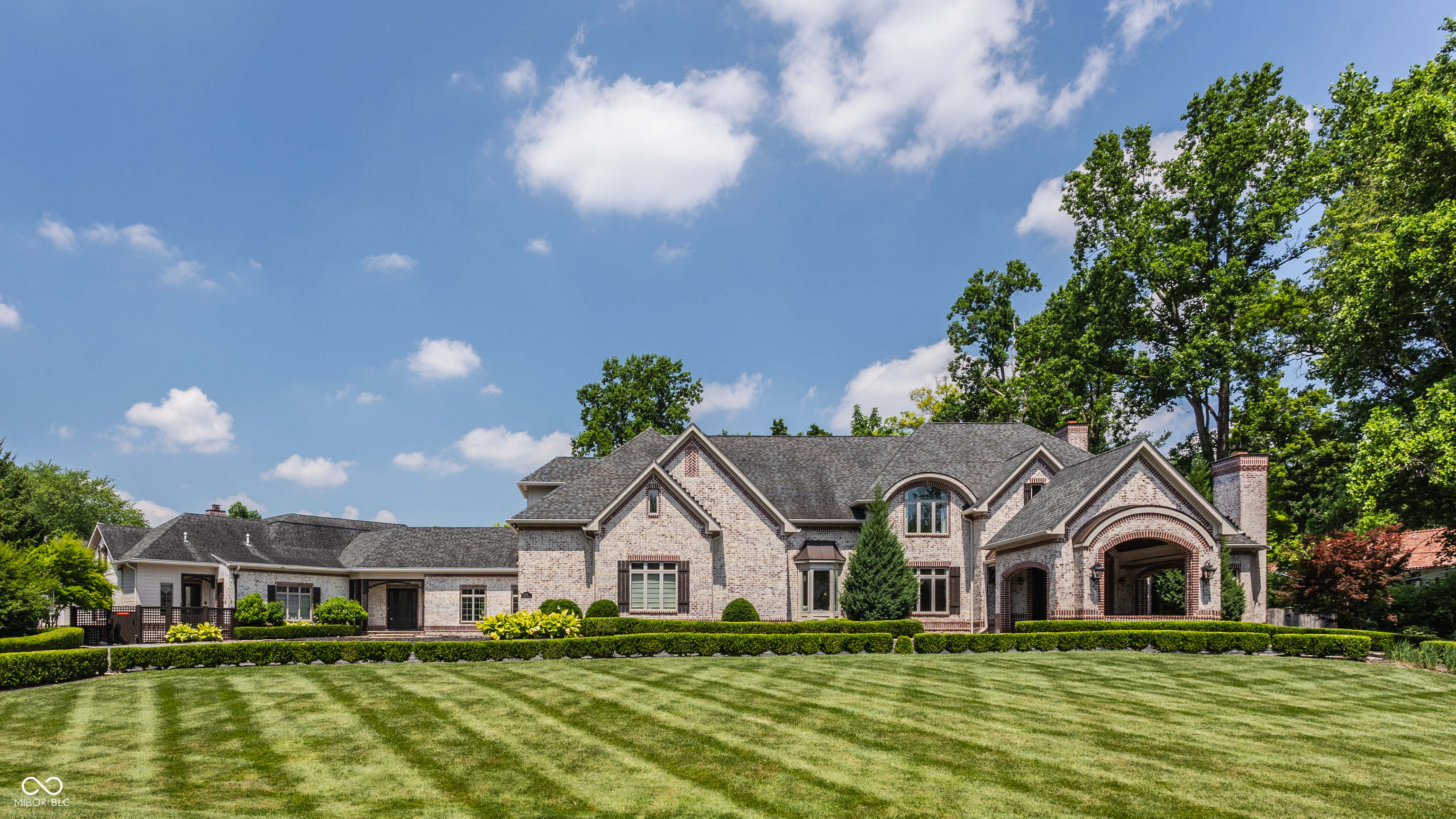 520 Willow Spring Road Indianapolis, IN 46240 - Photo 4 of 76