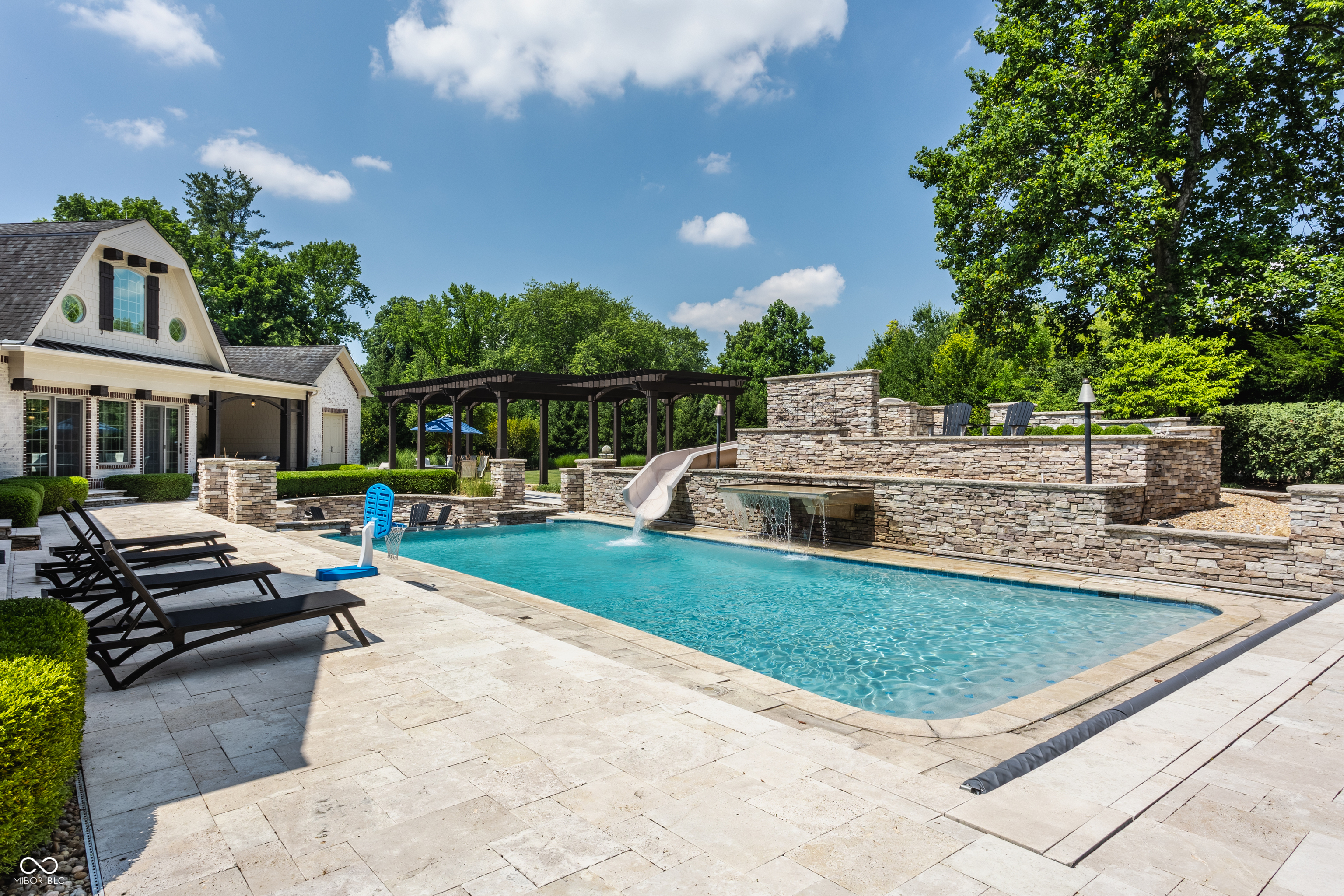 520 Willow Spring Road Indianapolis, IN 46240 - Photo 10 of 76