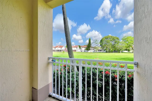 $2,890 | Fontainebleau Park West, Miami, FL 33172