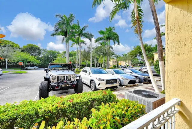 $2,890 | Fontainebleau Park West, Miami, FL 33172