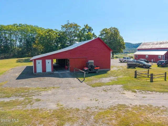 $1,990,000 | 5635 Highway 40, Argyle, NY 12809