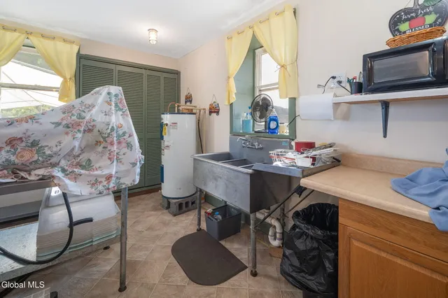 $1,990,000 | 5635 Highway 40, Argyle, NY 12809