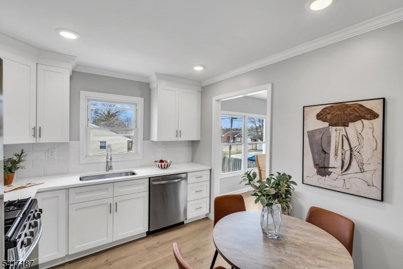 525 Trinity Street Plainfield, NJ 07063 - Photo 7 of 24