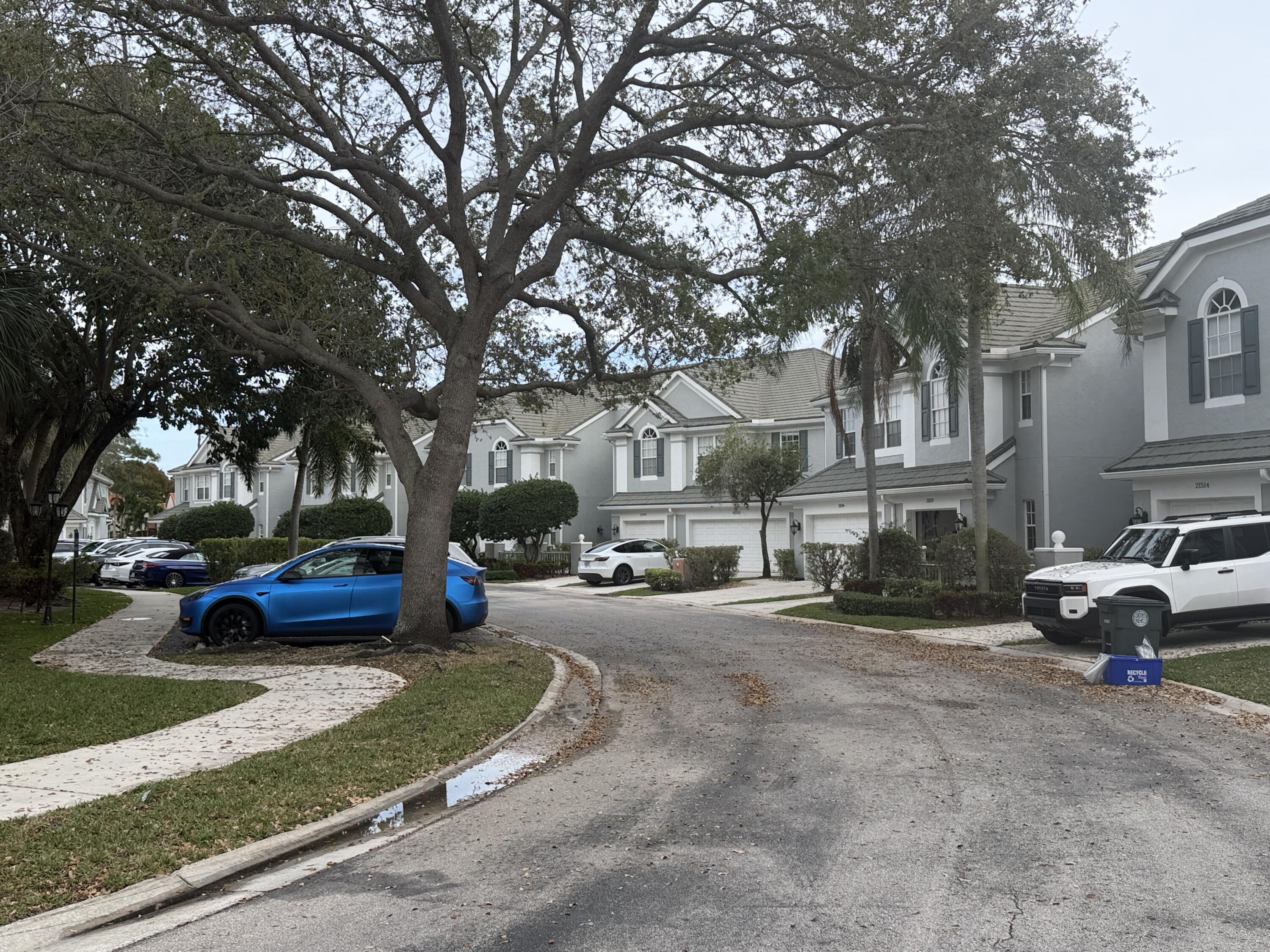 21543 St Andrews Grand Circle, Unit 41 Boca Raton, FL 33486 - Photo 25 of 27 a view of street with parked cars