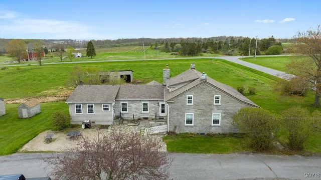 $1,200,000 | 2066 Deerlick Road, Cape Vincent, NY 13618