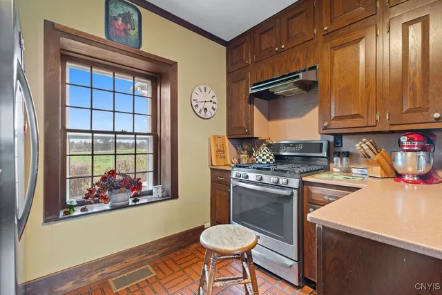 $1,200,000 | 2066 Deerlick Road, Cape Vincent, NY 13618