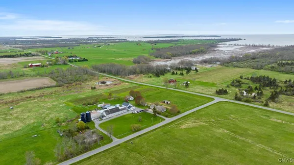 $1,200,000 | 2066 Deerlick Road, Cape Vincent, NY 13618