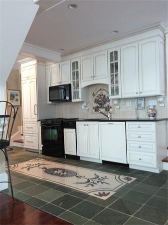 12 Old Meadow Road Dover, MA 02030 - Photo 13 of 28