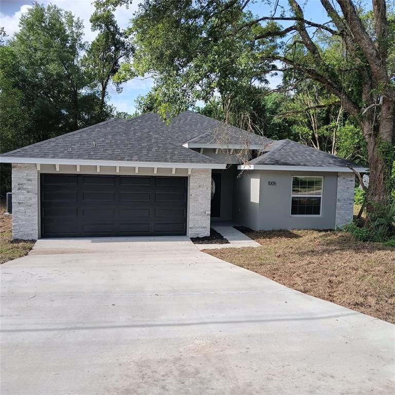 1005 Yale Lane Inverness, FL 34452 - Photo 1 of 21