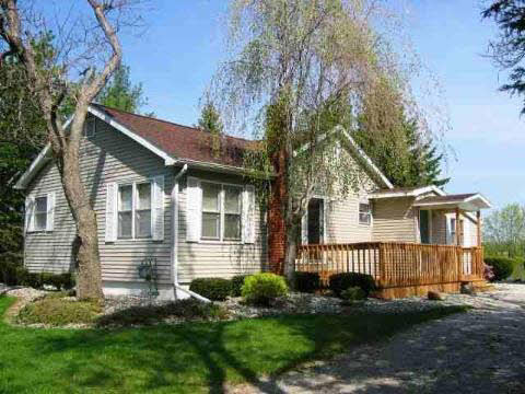 5230 Forrister Road Adrian, MI 49221 - Photo 1 of 8 921398.JPG