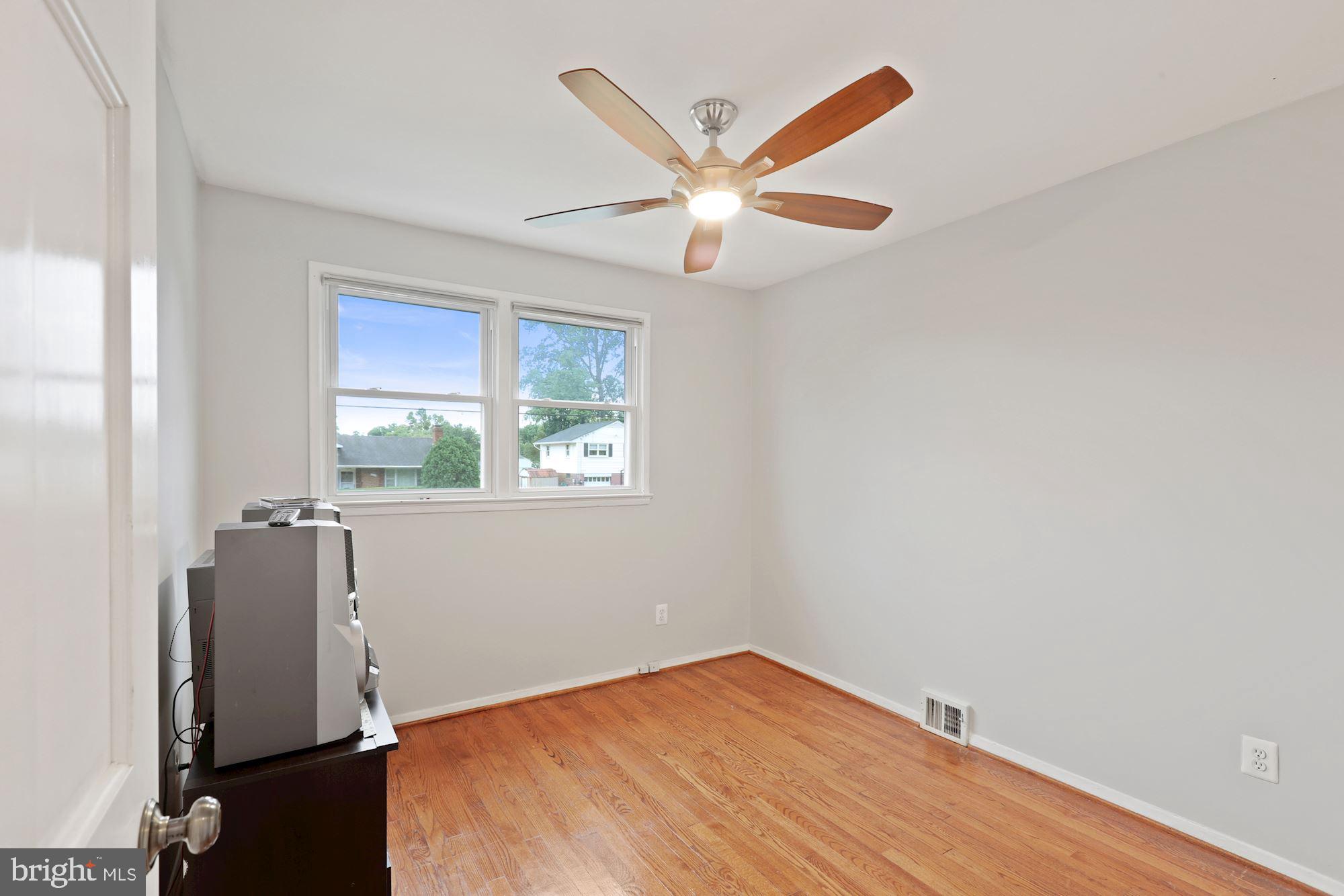 7512 Jervis Street Springfield, VA 22151 - Photo 16 of 22 Gallery Image 16