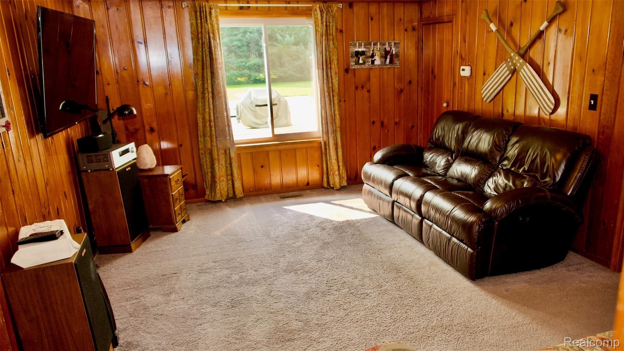 9810 Spicer Road Whitmore Lake, MI 48189 - Photo 12 of 53 IMG_0031.JPG