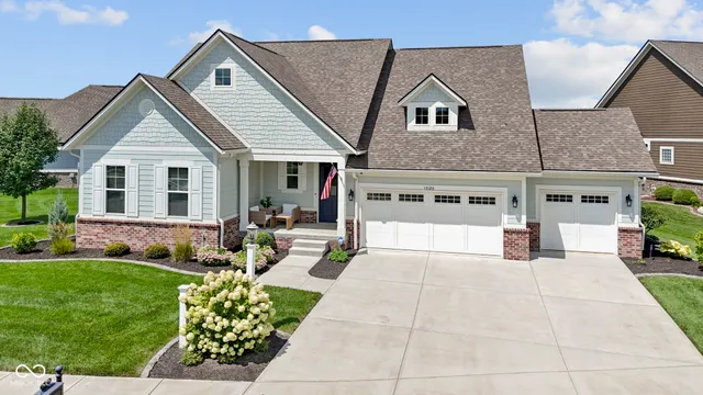 $925,000 | 15120 Mooring Circle East, Carmel, IN 46033