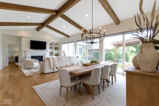 $925,000 | 15120 Mooring Circle East, Carmel, IN 46033