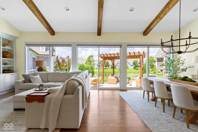 $925,000 | 15120 Mooring Circle East, Carmel, IN 46033