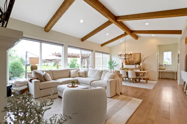 $925,000 | 15120 Mooring Circle East, Carmel, IN 46033