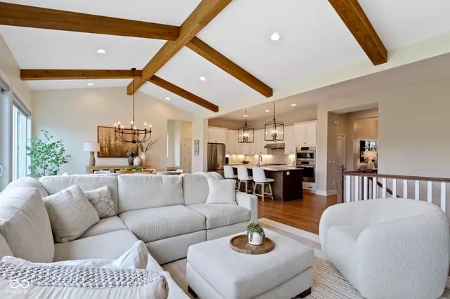 $925,000 | 15120 Mooring Circle East, Carmel, IN 46033