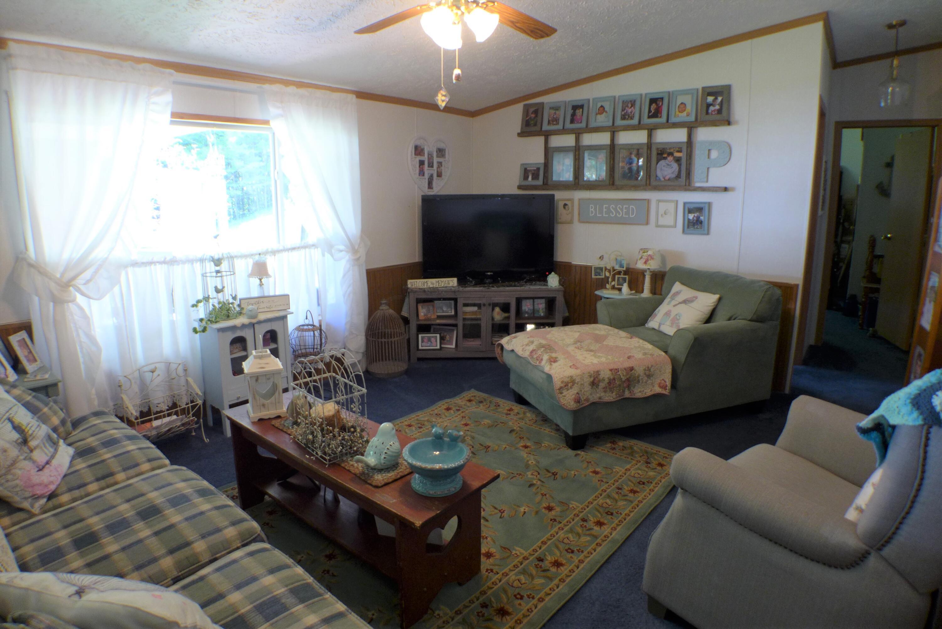 38046 Scout Road Logan, OH 43138 - Photo 16 of 53 P1130359