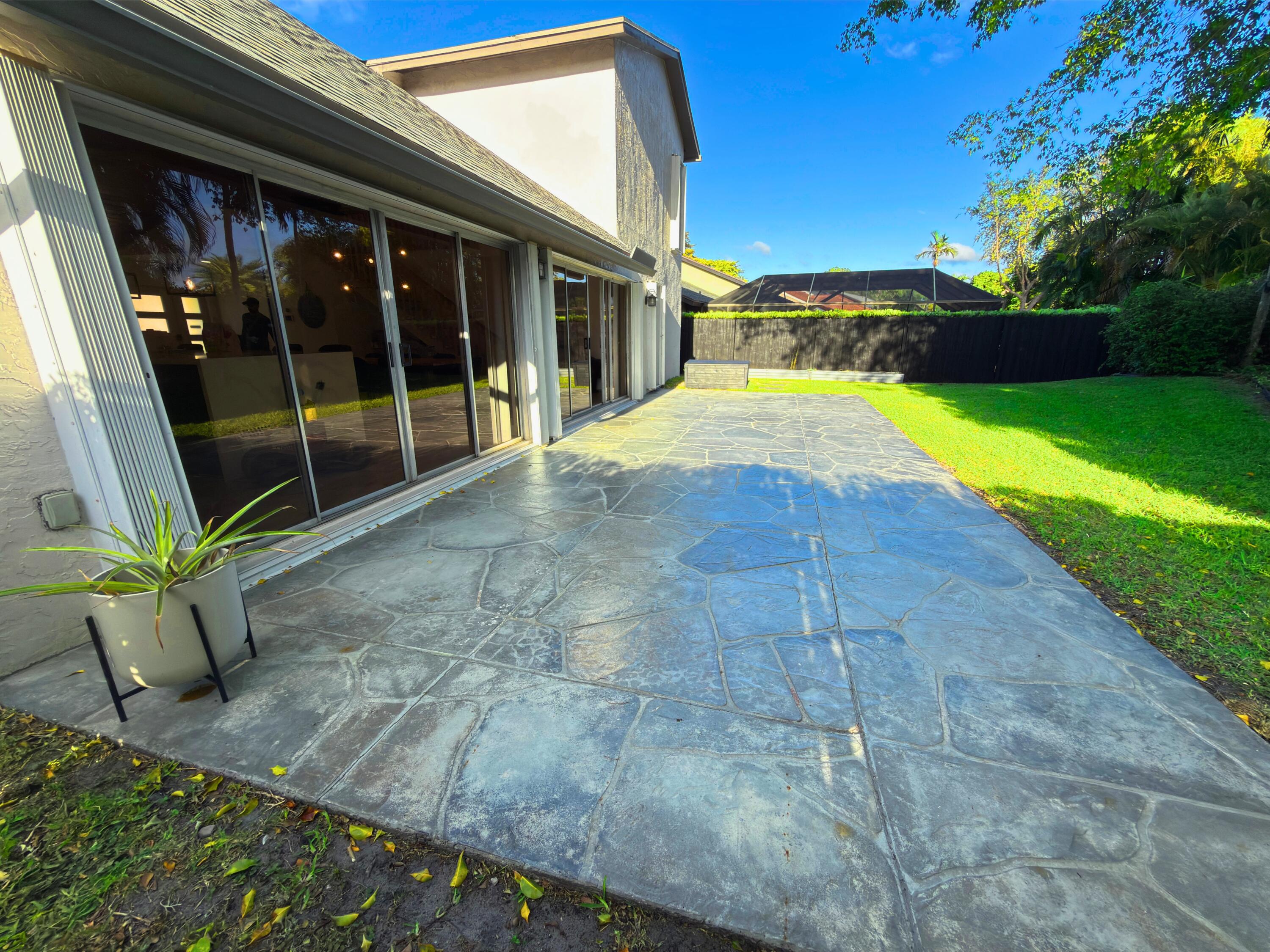 6150 Amberwoods Drive Boca Raton, FL 33433 - Photo 23 of 33 6150 AW 30