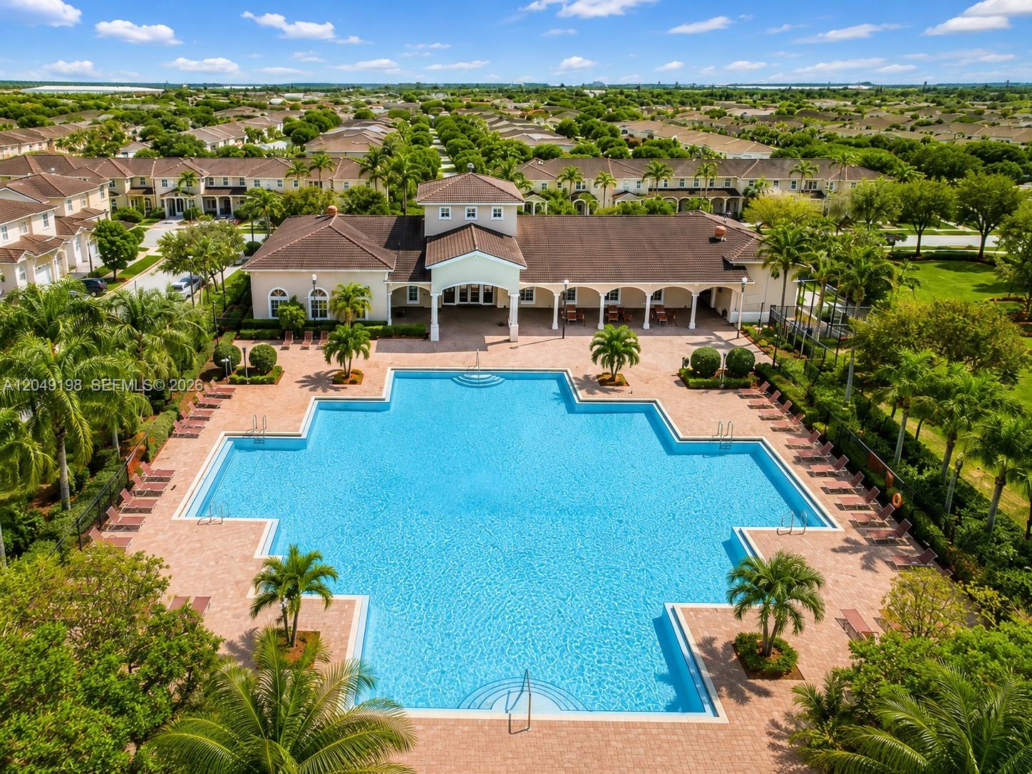 27021 Southwest 140th Path, Unit 27021 Homestead, FL 33032 - Photo 35 of 39