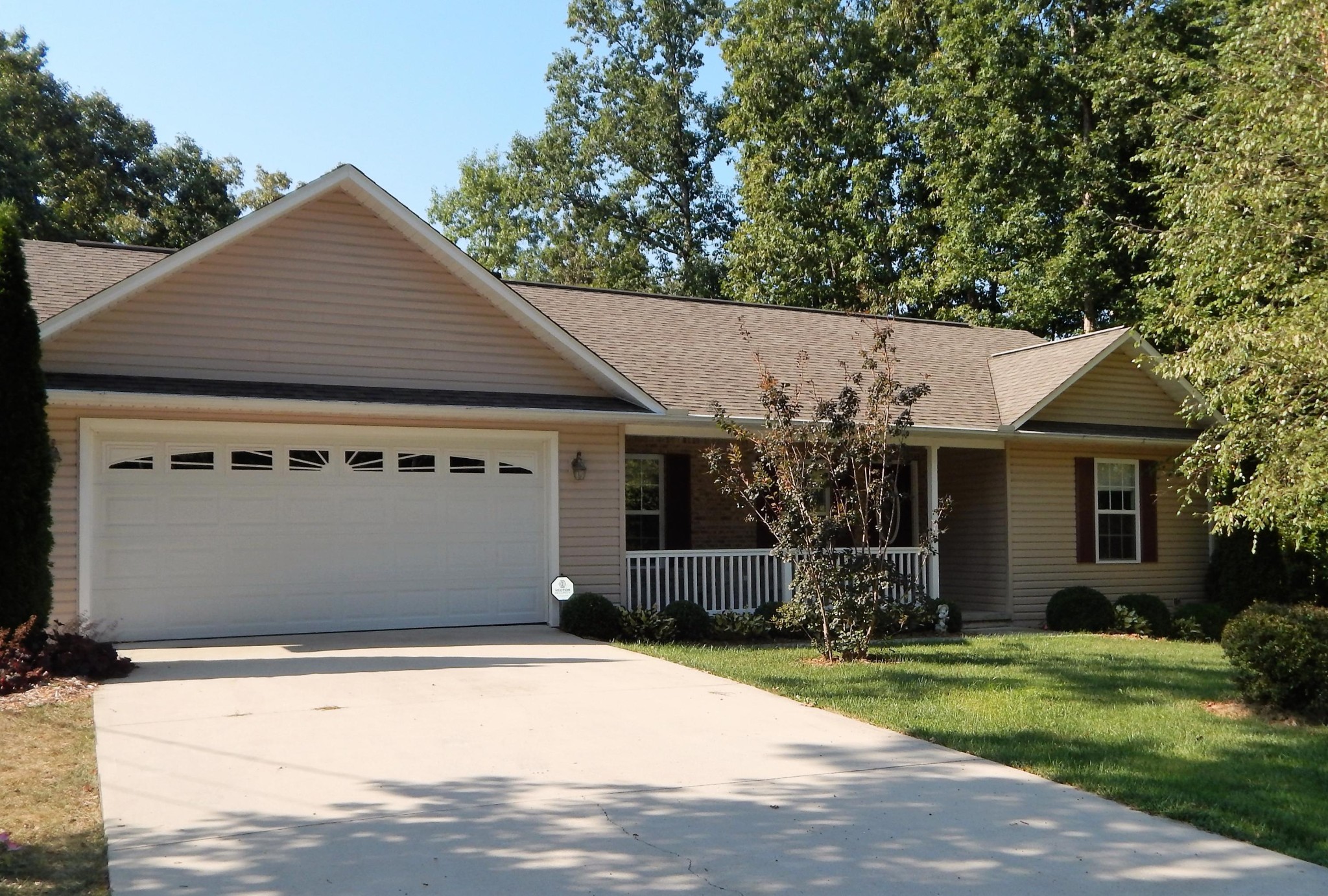 4012 Sioux Road Crossville, TN 38572 - Photo 1 of 36 Gallery Image 1