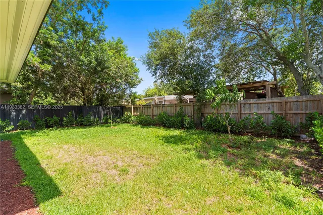 $2,800 | 1745 Northwest 151st Street, Miami Gardens, FL 33054