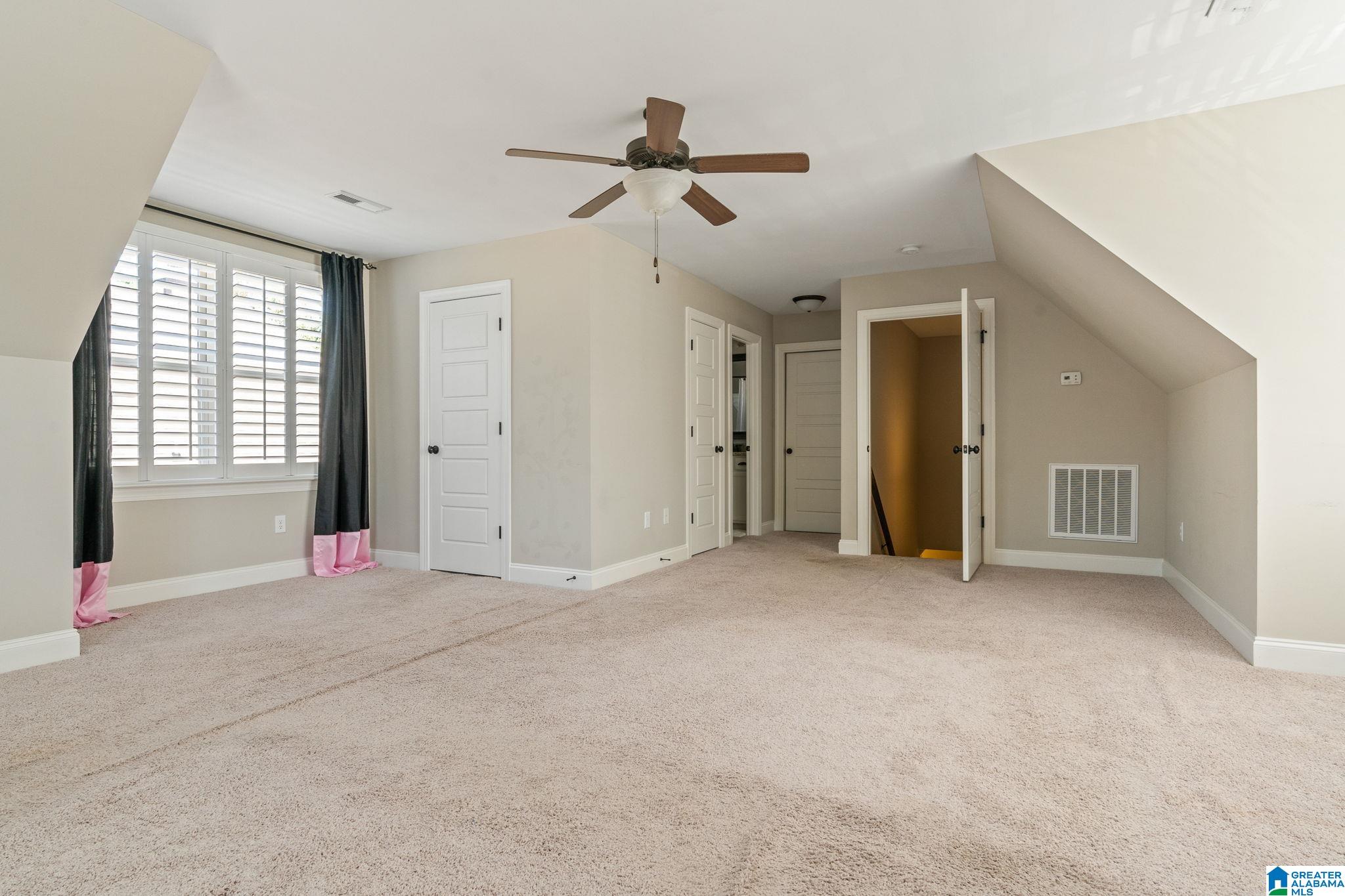 302 Dunrobin Circle Pelham, AL 35124 - Photo 23 of 32